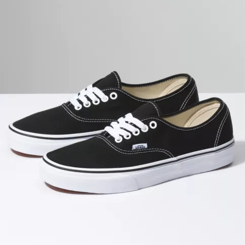 Vans Authentic Core Classic Sneakers K MOMO