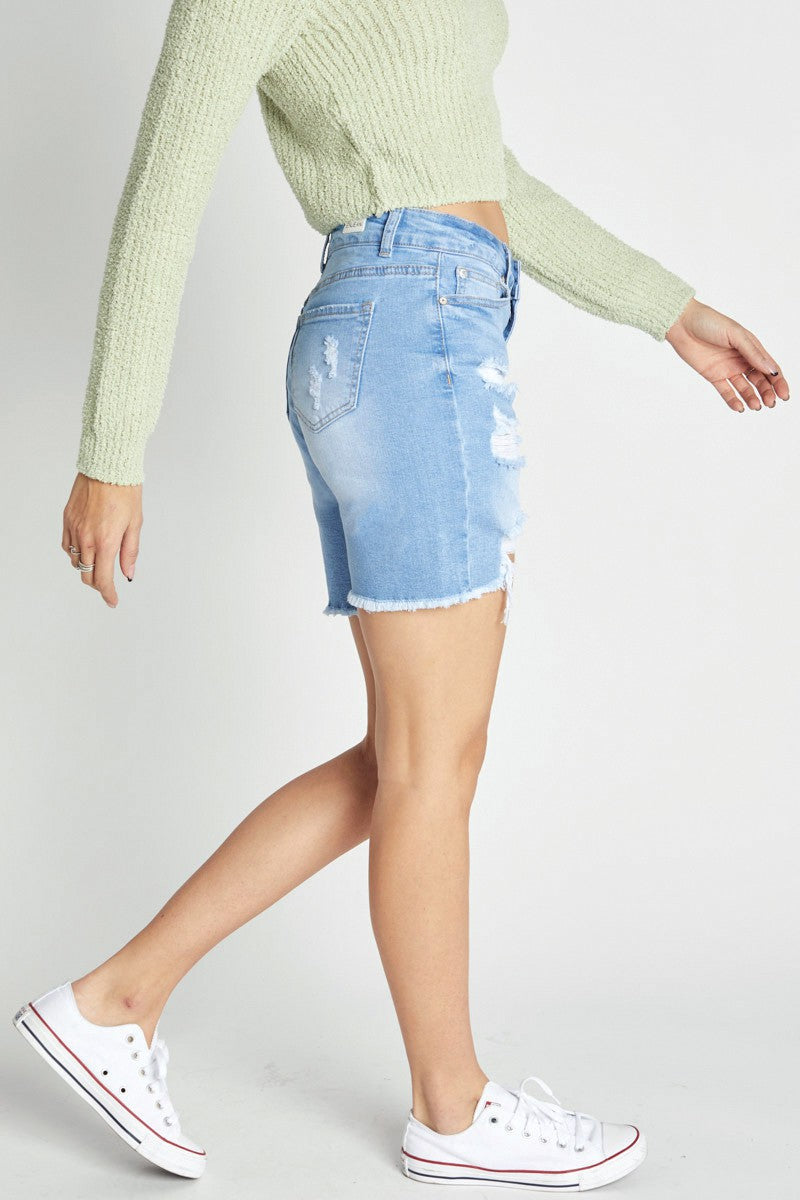 Woman Ripped Denim Short