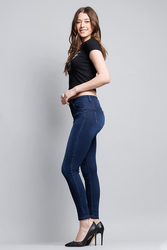 TONI bootcut jeans Perfect Shape in cream | BeOne TONI bootcut jeans Perfect Shape in cream | BeOne