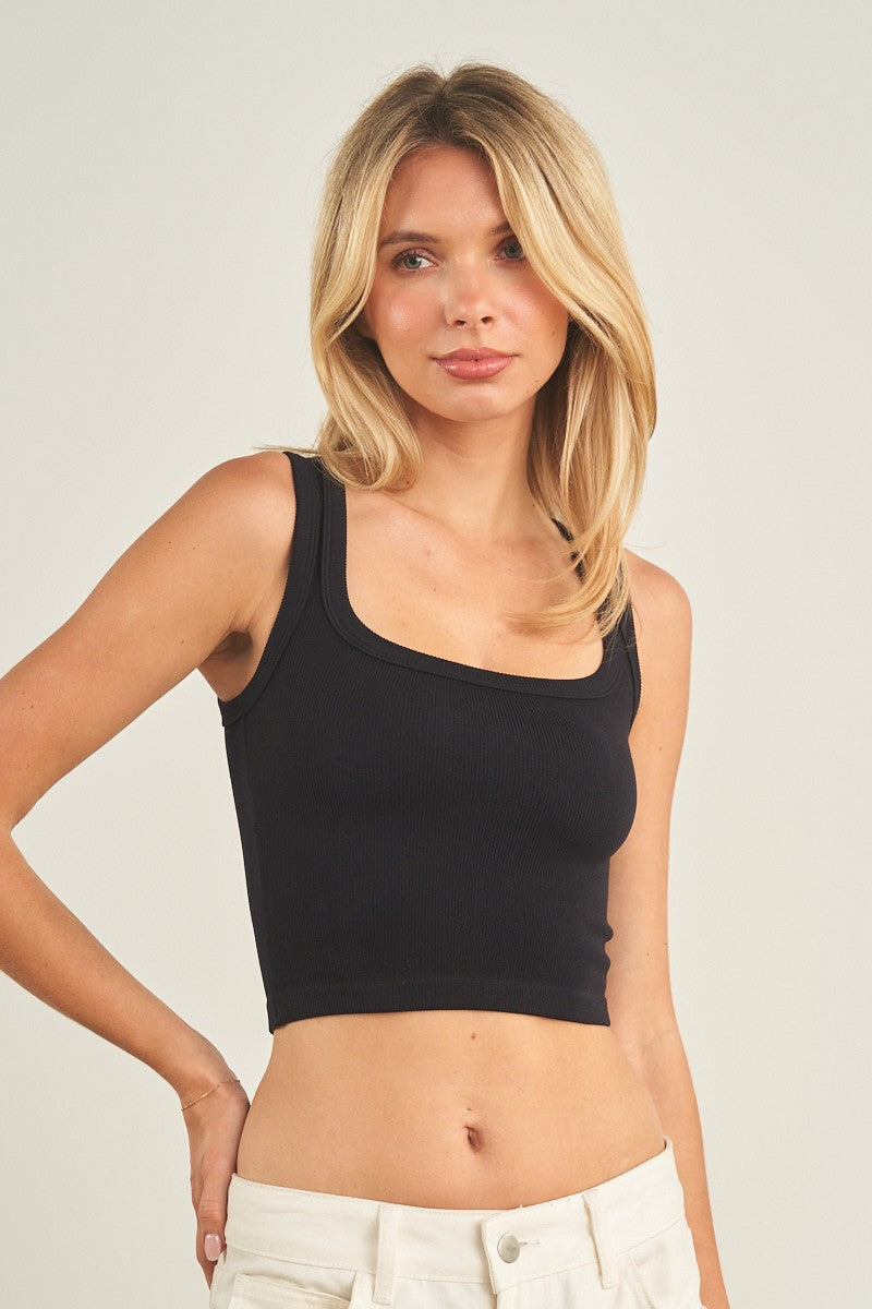 Scoop Neck Basic Tank Top