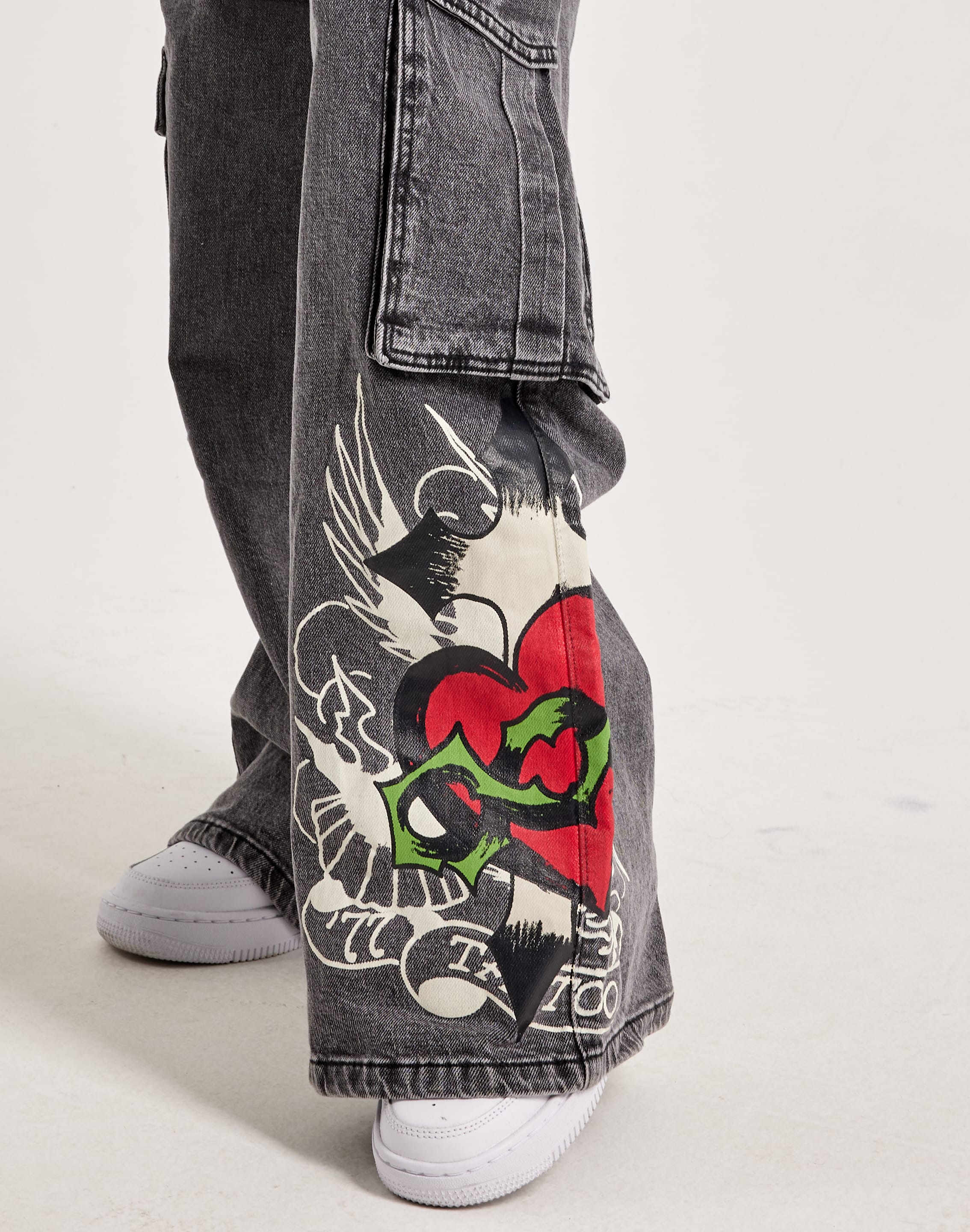 ED HARDY Sacred Heart Cargo Jeans