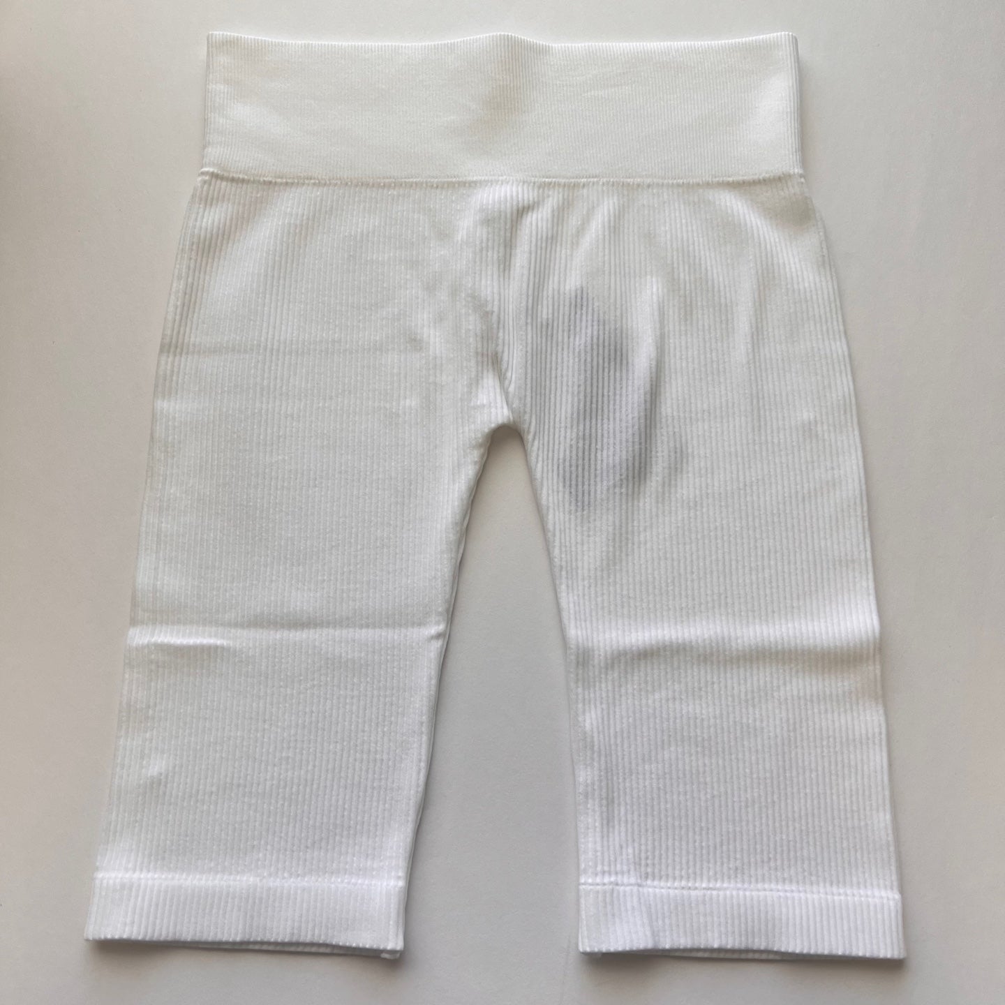 LOVEPOEM Woman's Yoga Shorts Mid Length Shorts