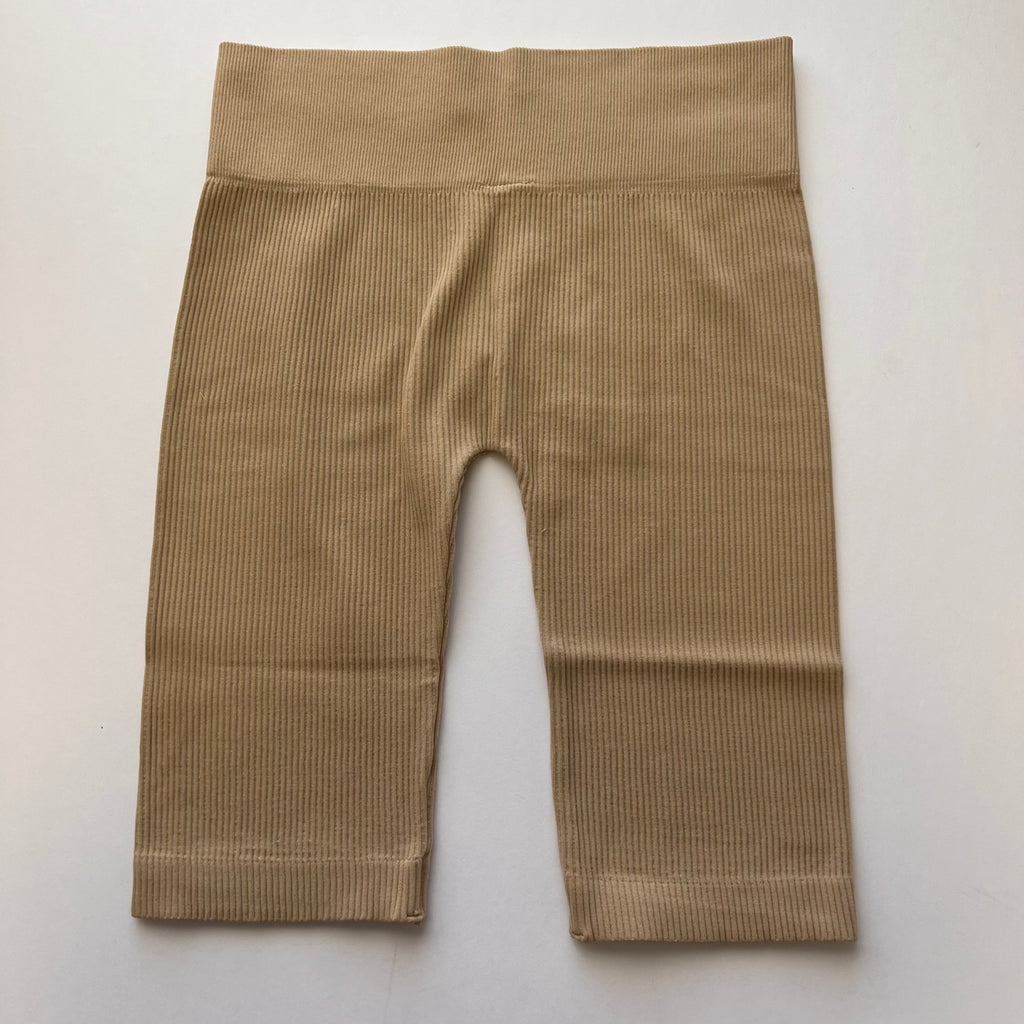 LOVEPOEM Woman's Yoga Shorts Mid Length Shorts