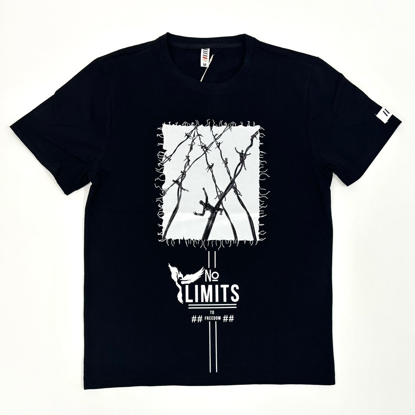 FIFTH LOOP No Limits Graphic T-shirt