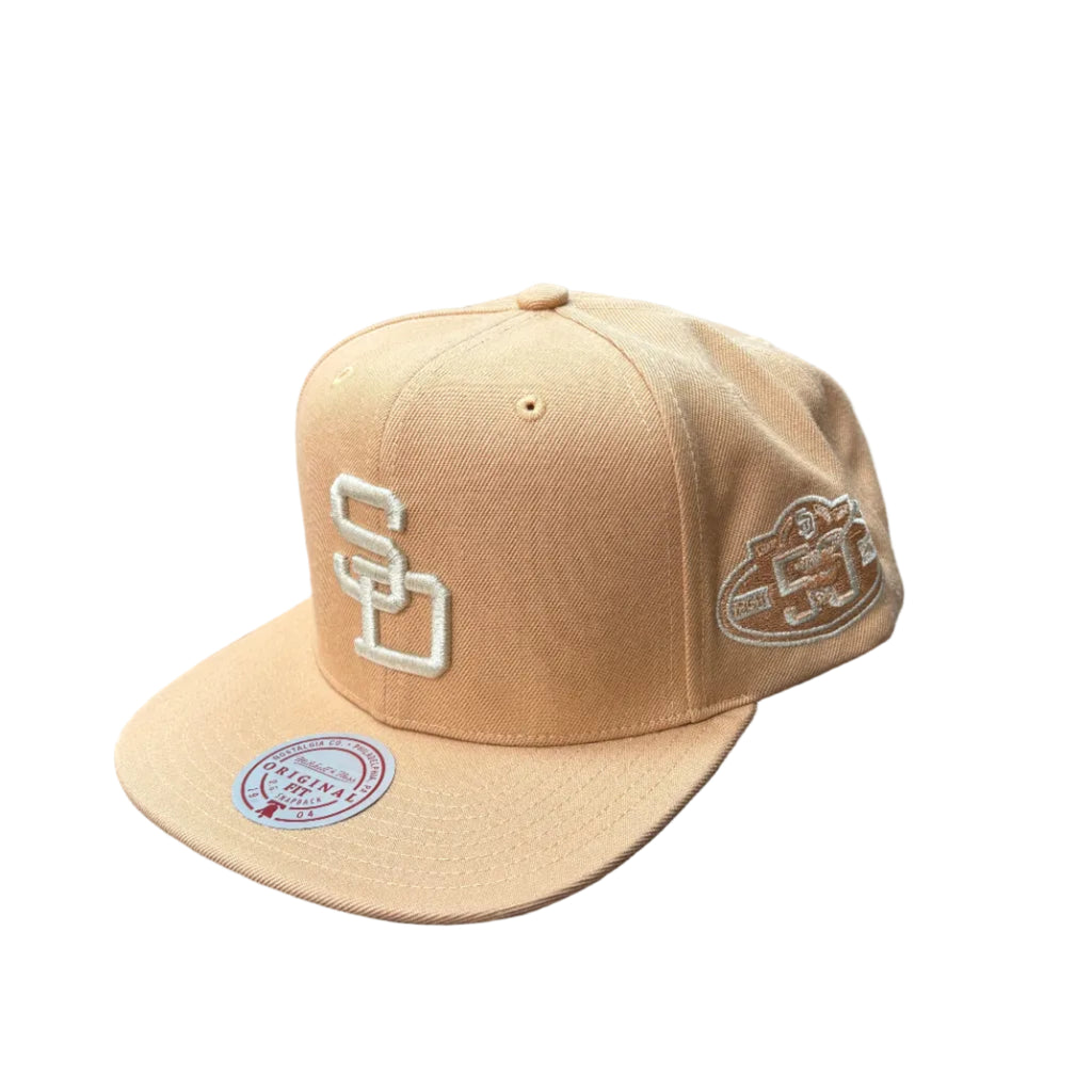 Mitchell & Ness MLB San Diego Padres Chalk Dust Snapback Hat