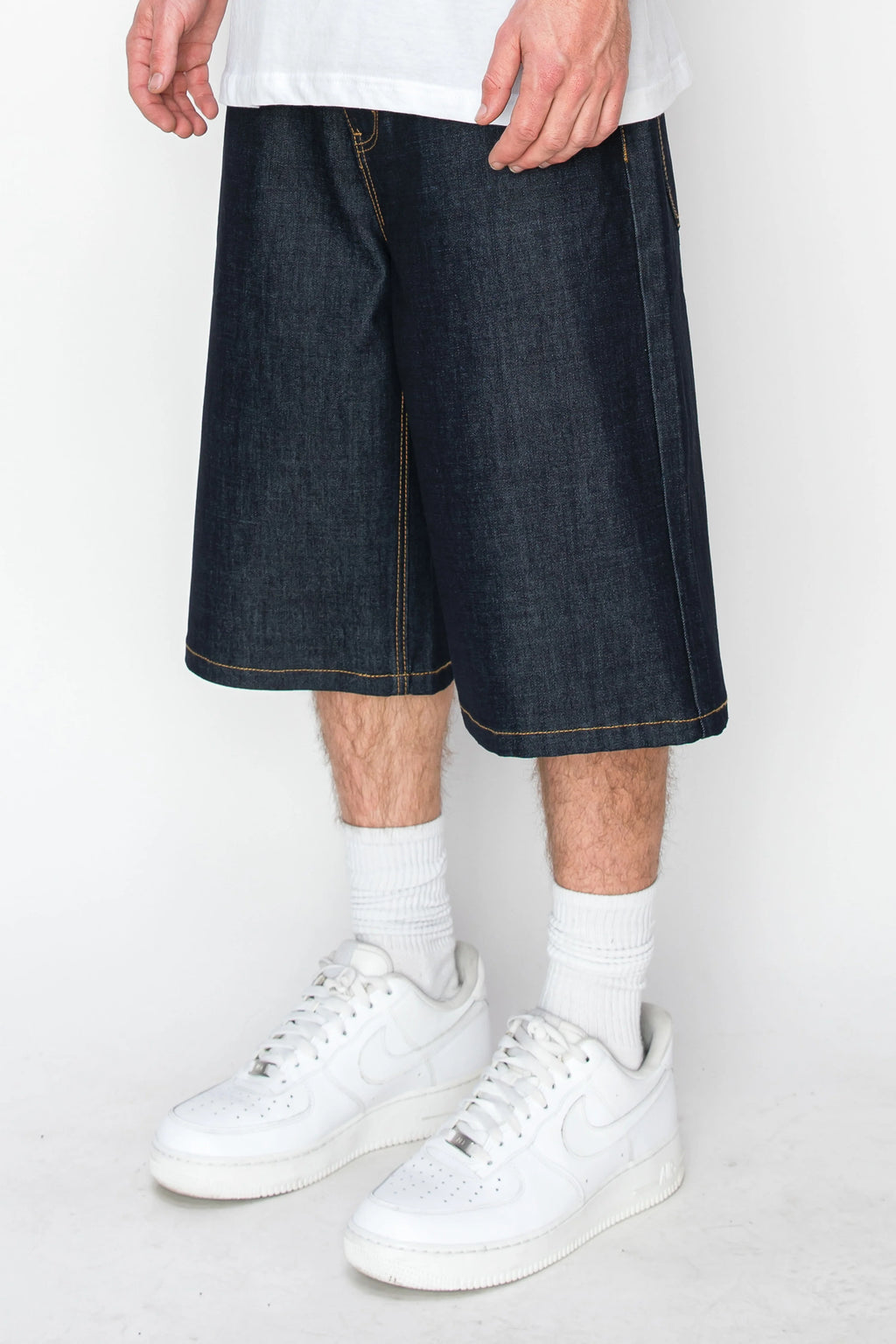 VICTORIOUS Baggy Fit Raw Denim Jorts
