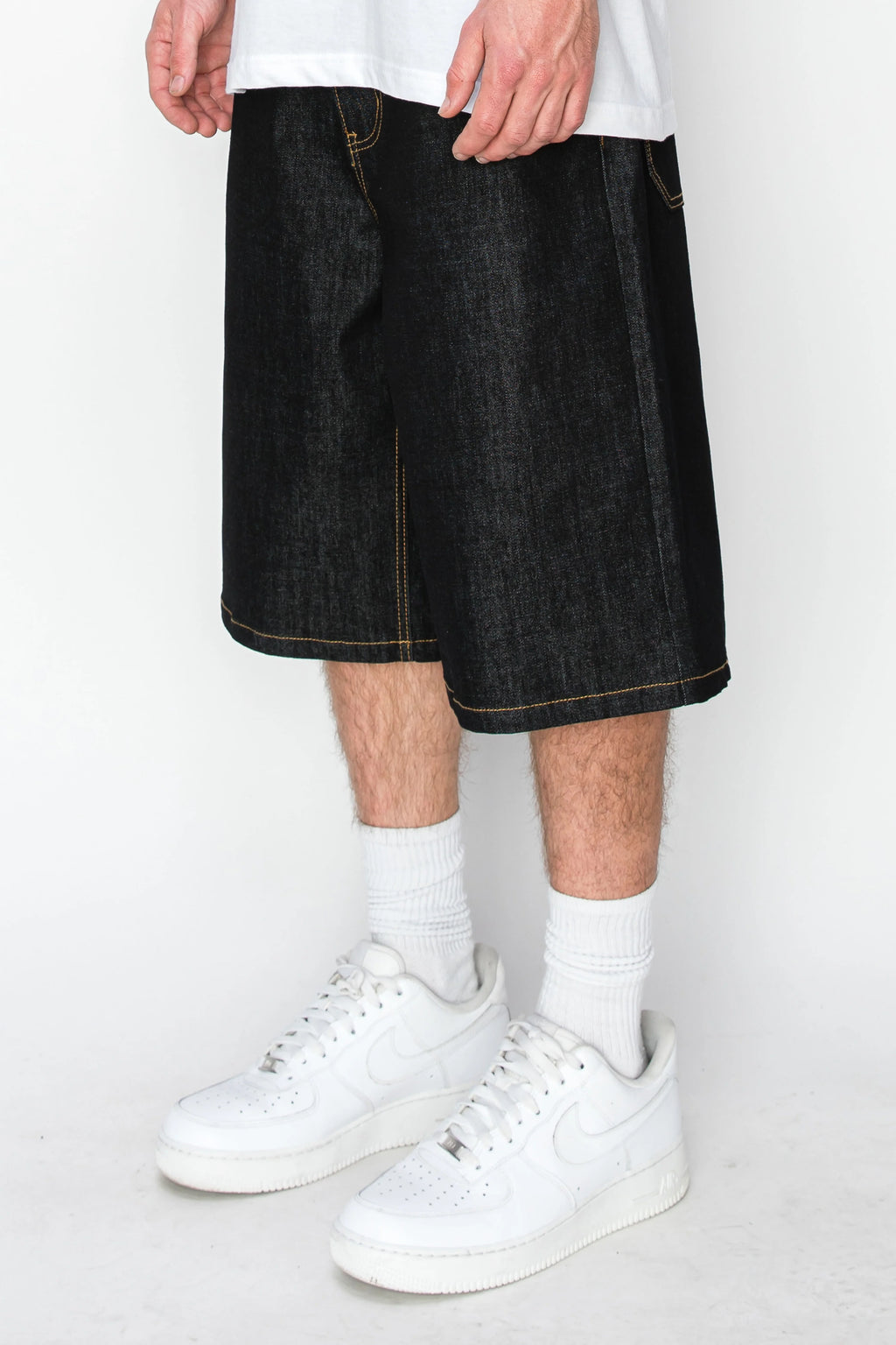 VICTORIOUS Baggy Fit Raw Denim Jorts