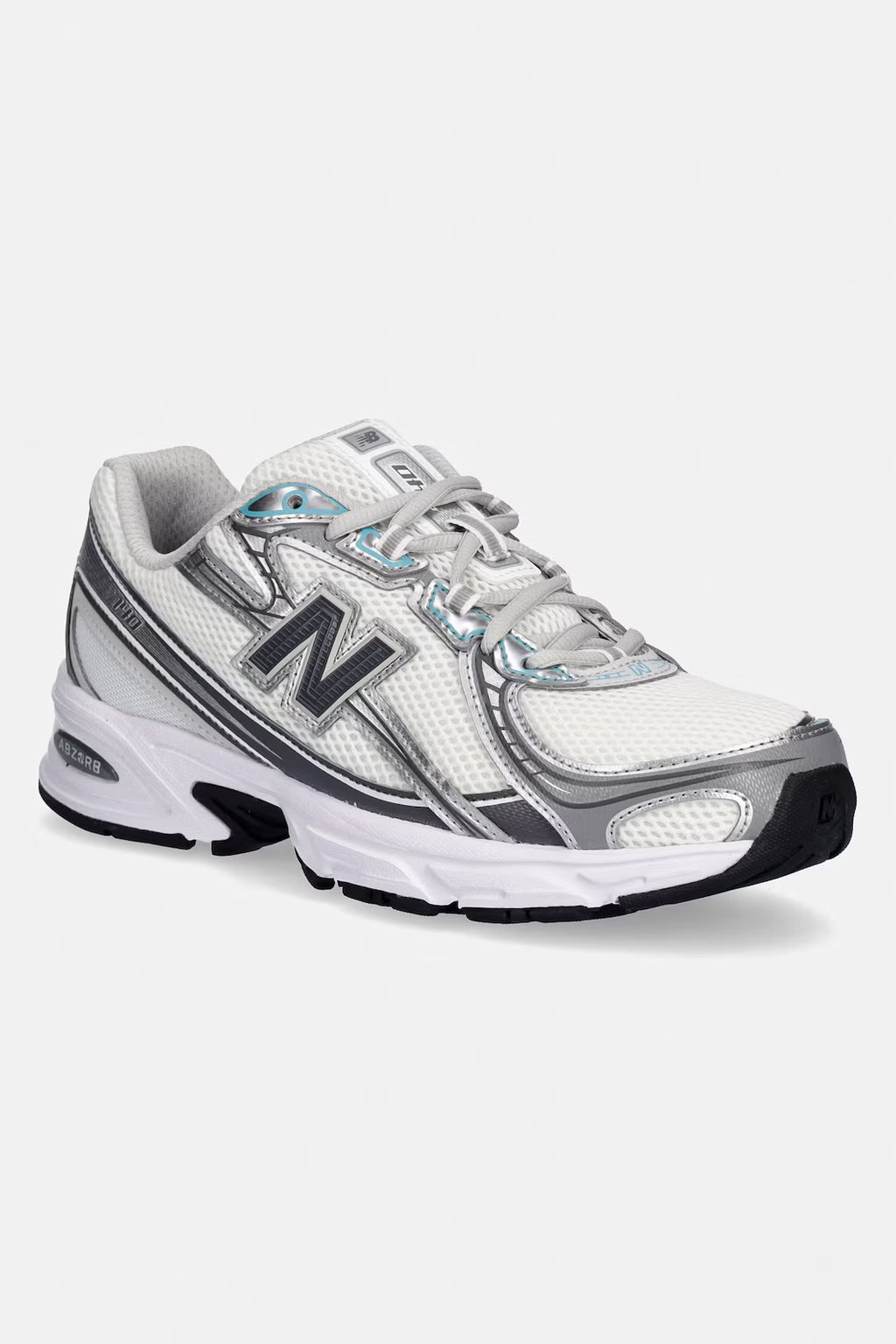 NEW BALANCE 740 Shoes