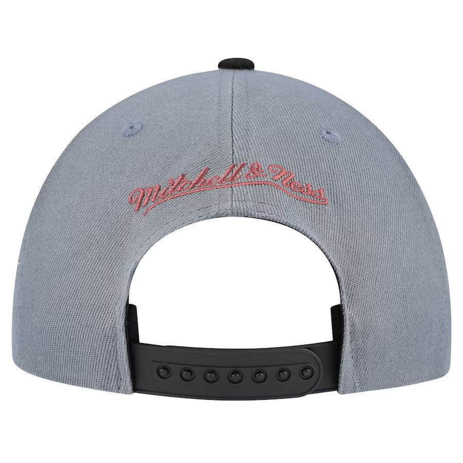 MITCHELL & NESS NBA Chicago Bulls Core VII Snapback Hat