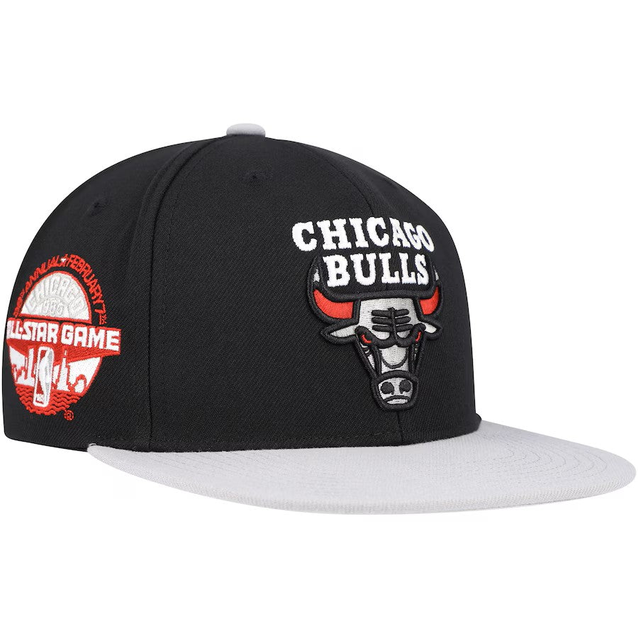 MITCHELL & NESS NBA Chicago Bulls Core III Snapback Hat