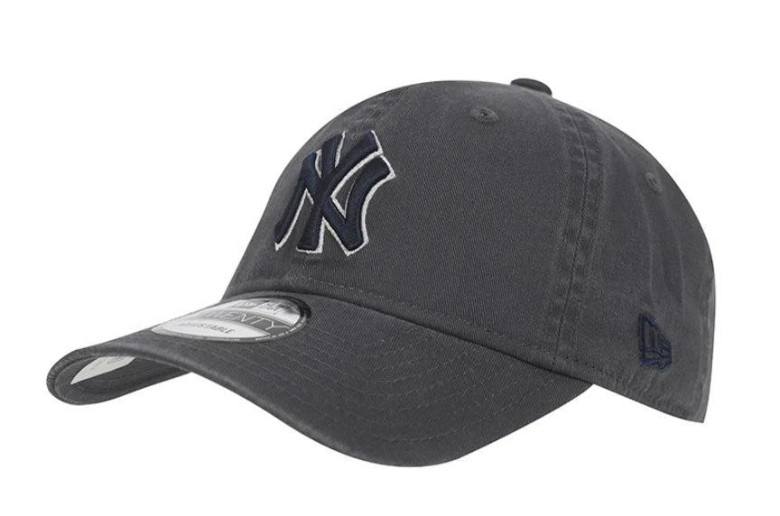 NEW ERA 9Twenty MLB Curve New York Yankees Classic Strapback Hat