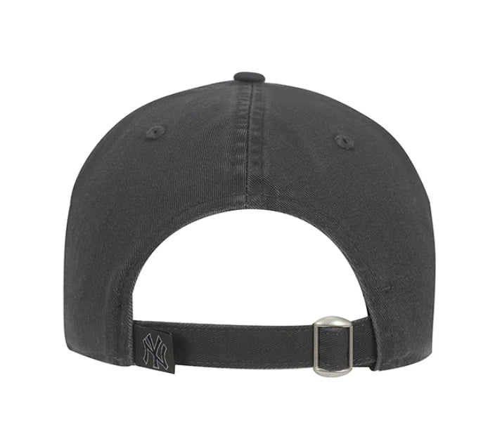 NEW ERA 9Twenty MLB Curve New York Yankees Classic Strapback Hat