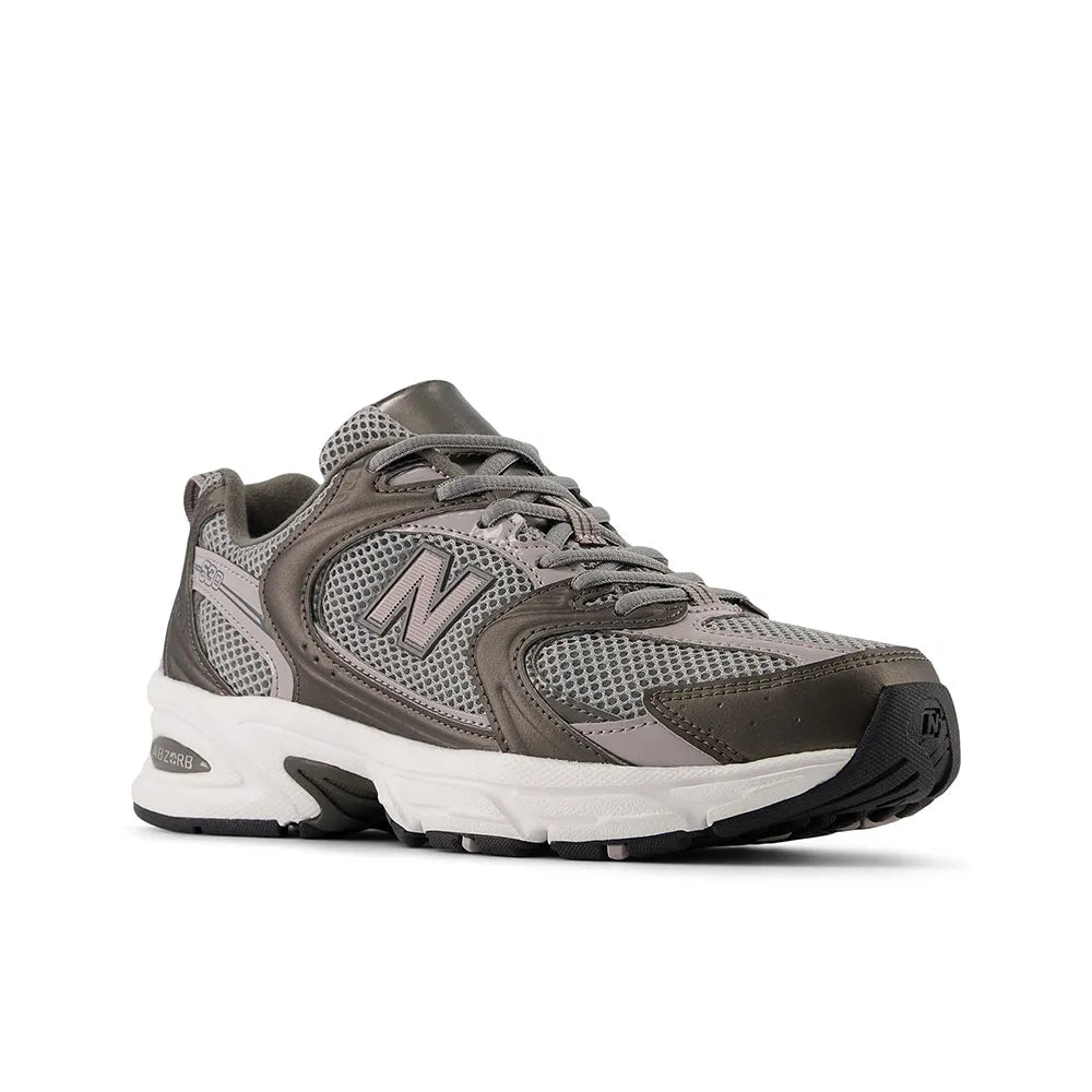 NEW BALANCE 530 Shoes