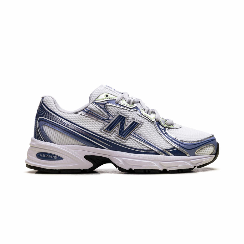 NEW BALANCE 740 Shoes