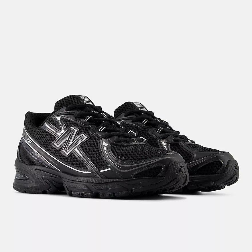 NEW BALANCE 740 Shoes
