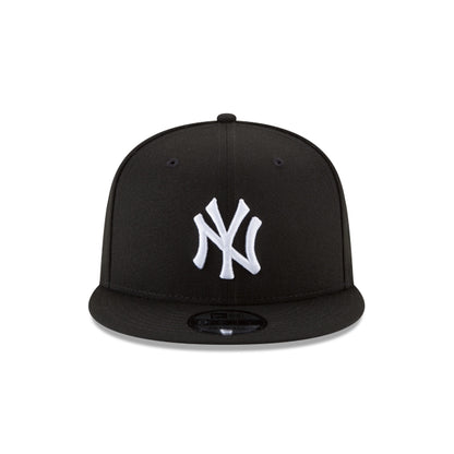 New Era New York Yankees Basic Black/White 9FIFTY Snapback Hat