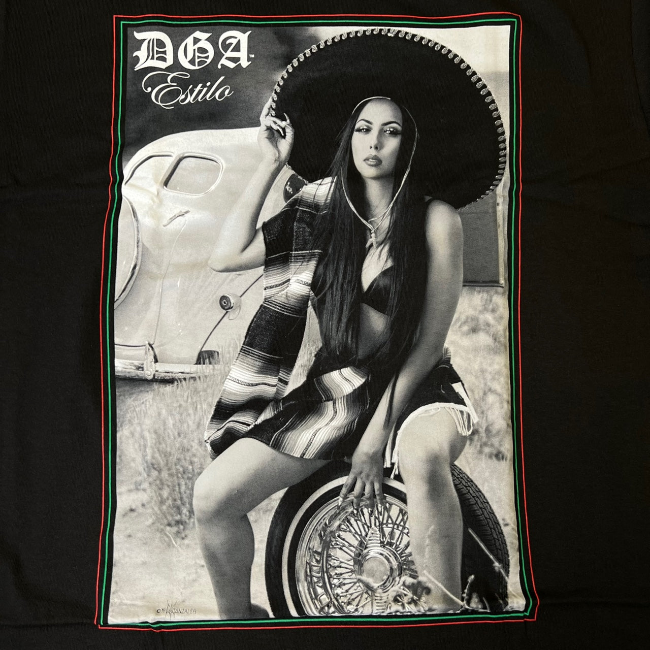 DGA Estilo Graphic T-Shirt