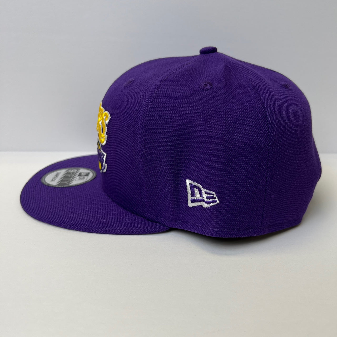 New Era LA LAKERS Purple 9FIFTY Snapback Hat