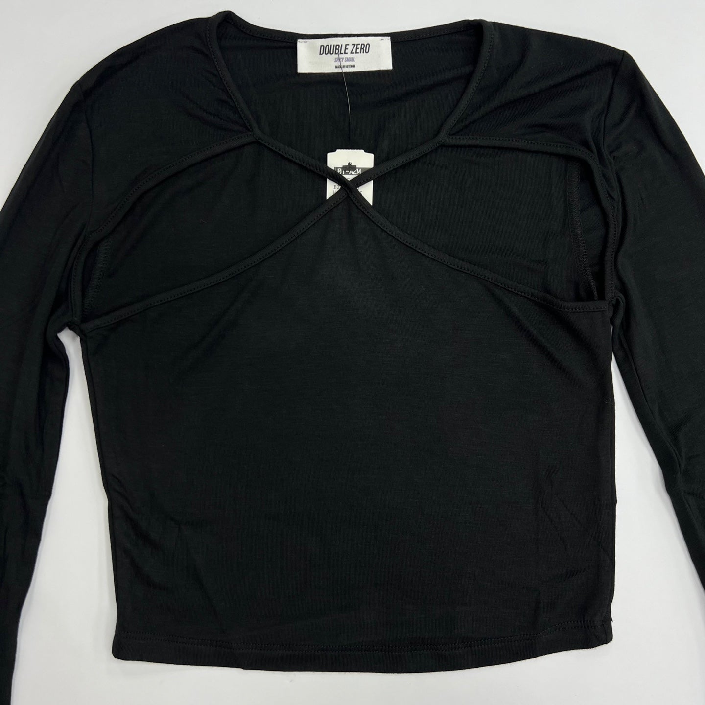 Women's Cutout Long Sleeve Crop Top