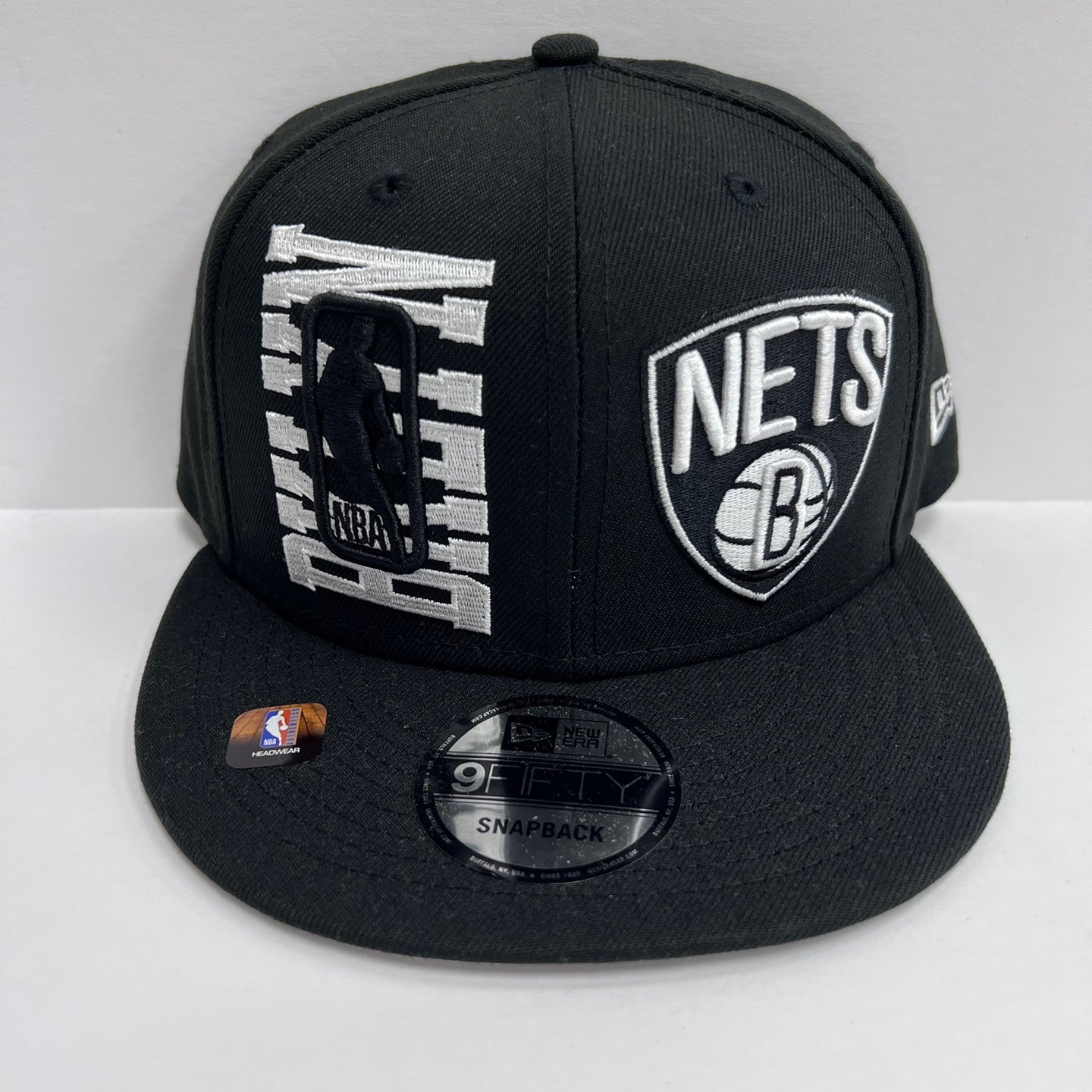 New Era NBA 9FIFTY BRKNET Snapback Hat
